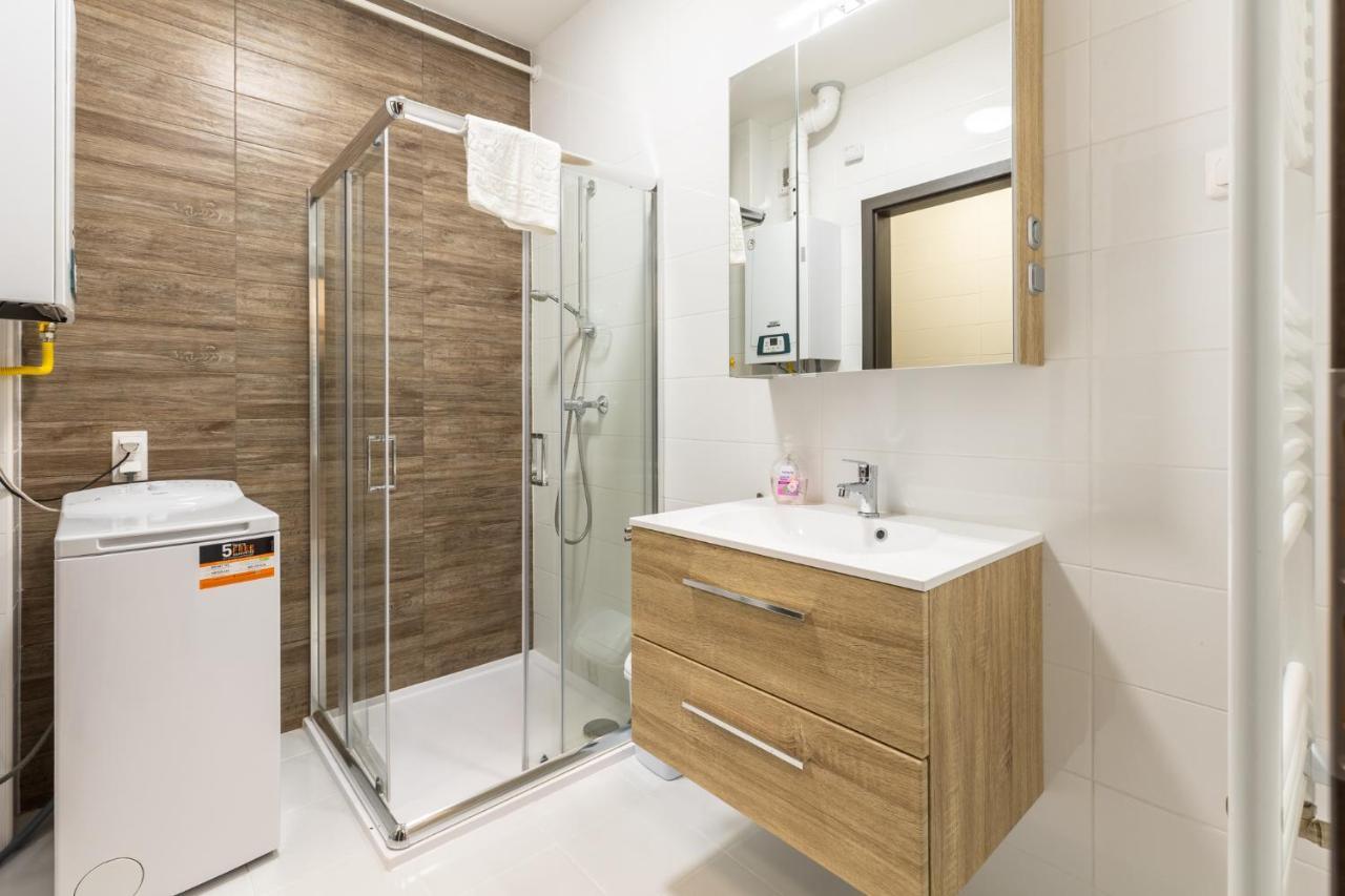 Leda Apartmanok By Bltn Siofok Exterior photo